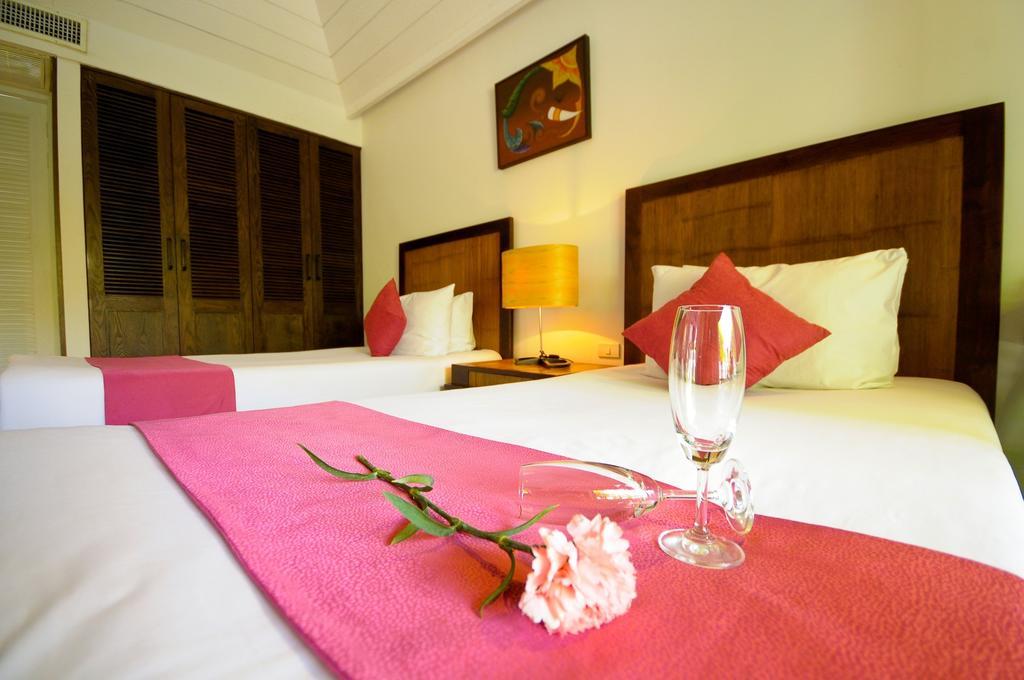 Iyara Beach Hotel And Plaza Chaweng  Esterno foto